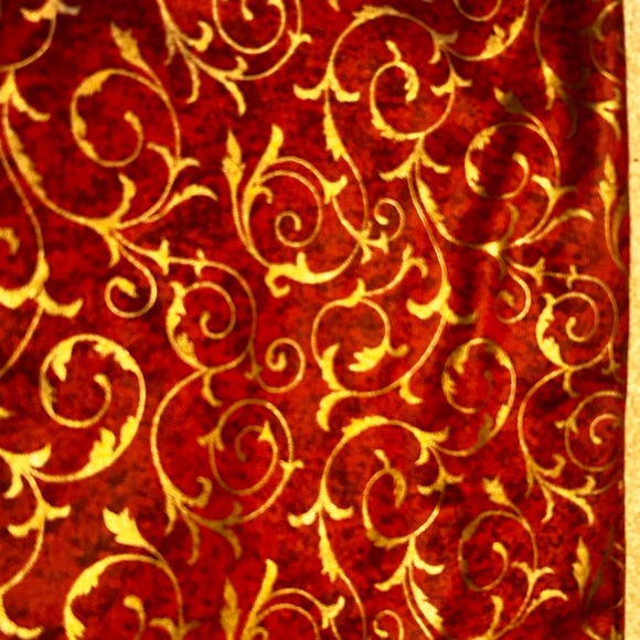 Neiman Marcus Red Baroque Print Shawl - Picture 8 of 11